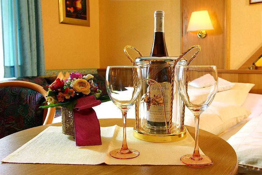 Hotel Rheingraf คัมพ์-บอร์นโฮเฟน ภายนอก รูปภาพ
